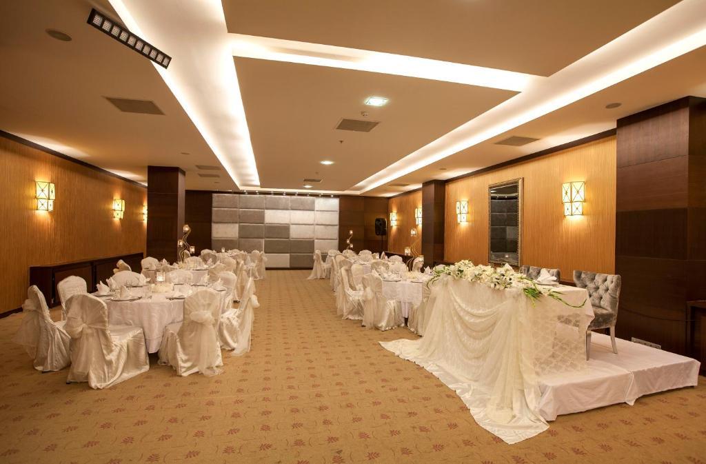 Safir Hotel Gaziantep Exterior photo
